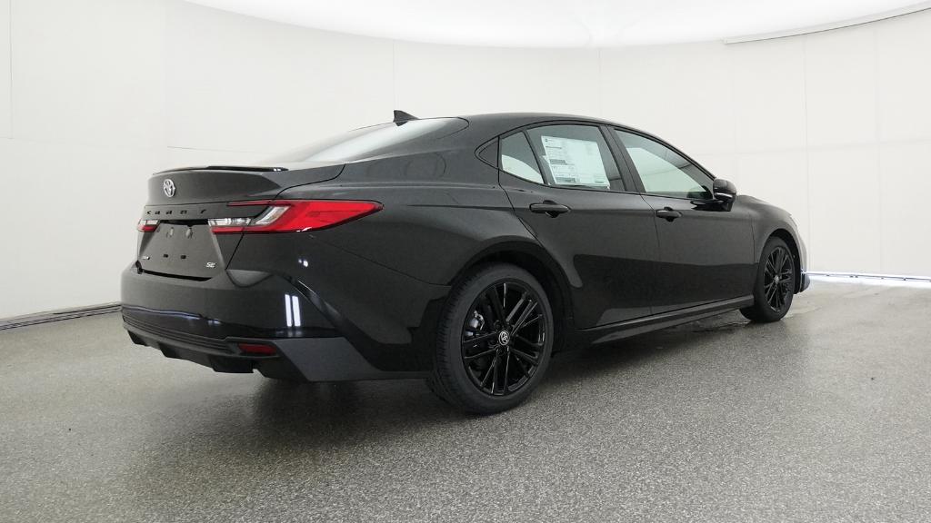 2025 Toyota Camry SE photo 31