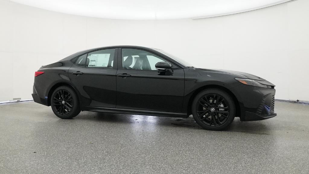 2025 Toyota Camry SE photo 25