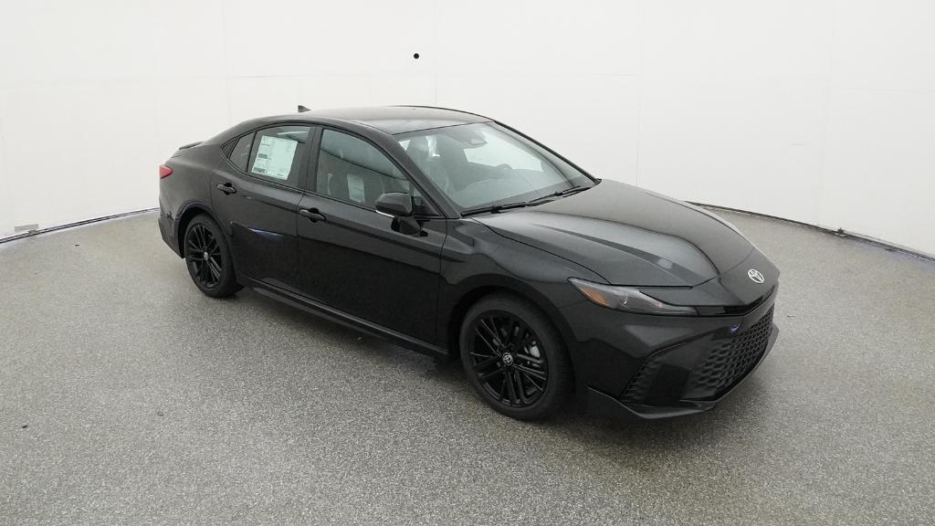 2025 Toyota Camry SE photo 6