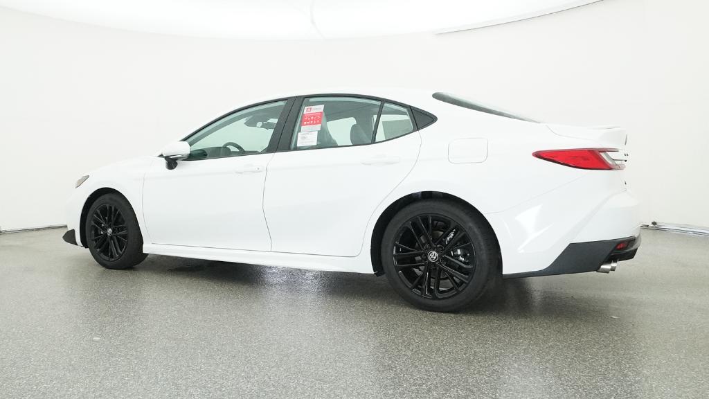 2025 Toyota Camry SE photo 12