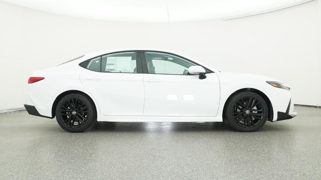 2025 Toyota Camry SE photo 26