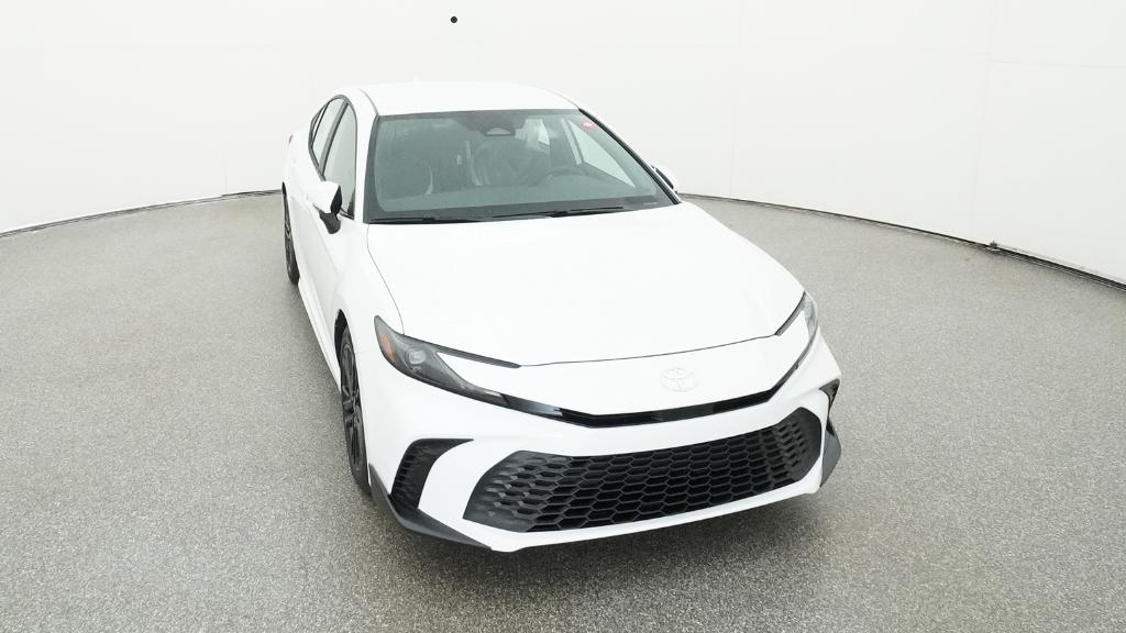 2025 Toyota Camry SE photo 32