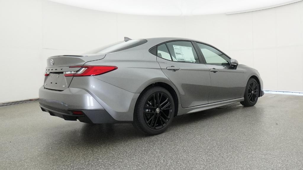 2025 Toyota Camry SE photo 21