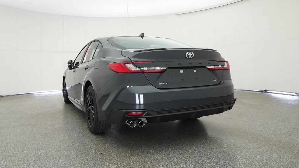 2025 Toyota Camry SE photo 15