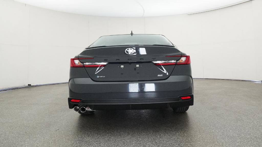 2025 Toyota Camry SE photo 17
