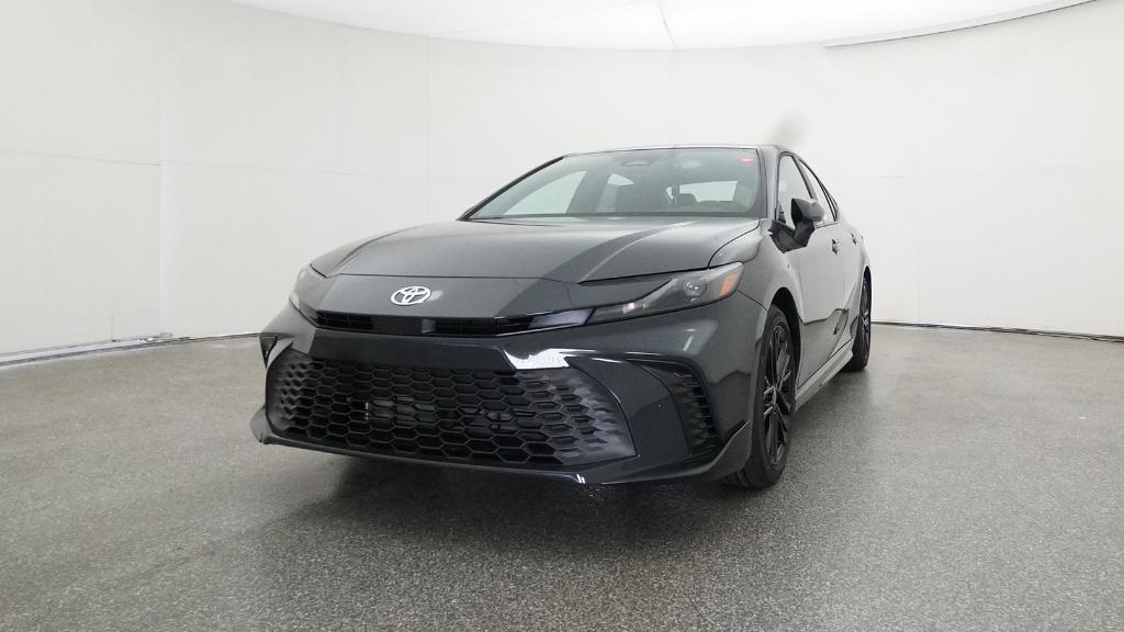 2025 Toyota Camry SE photo 4