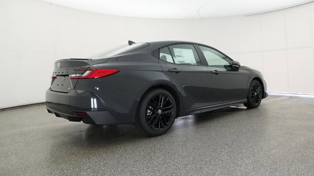 2025 Toyota Camry SE photo 21