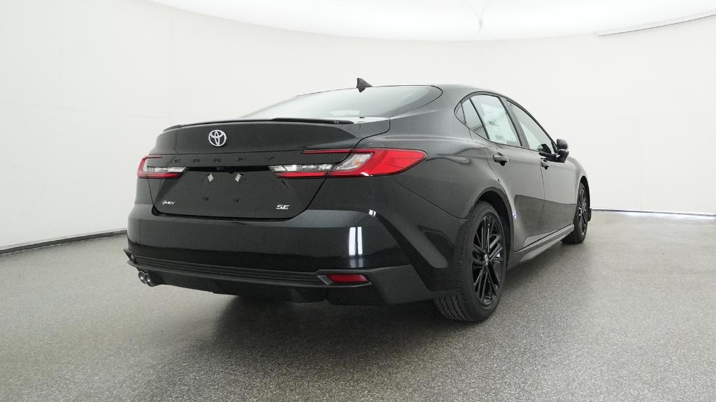 2025 Toyota Camry SE photo 16