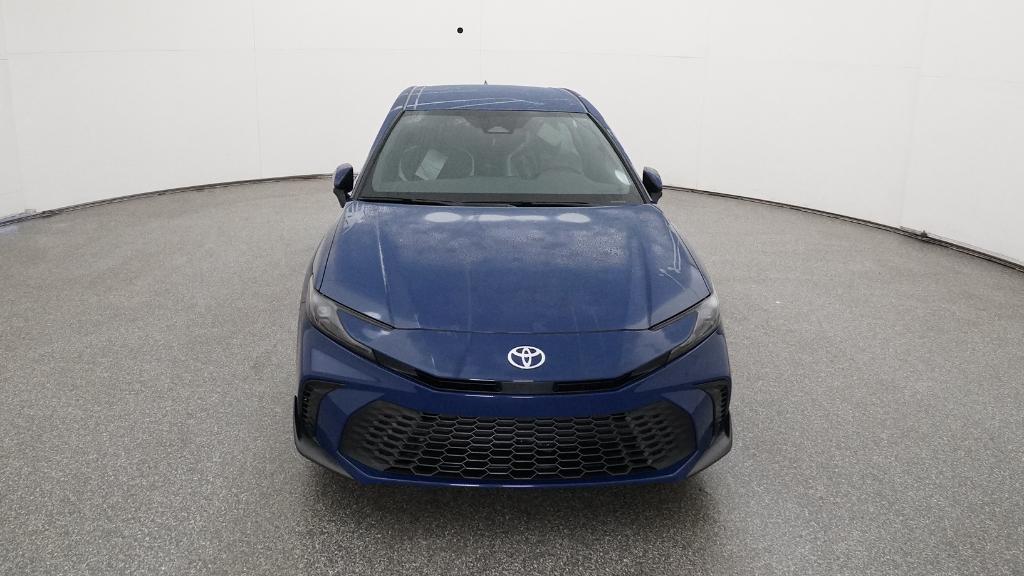 2025 Toyota Camry SE photo 2