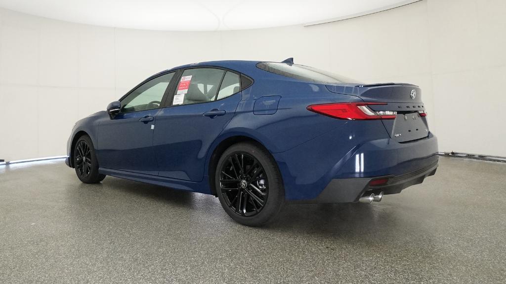 2025 Toyota Camry SE photo 14
