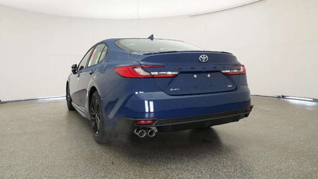 2025 Toyota Camry SE photo 15