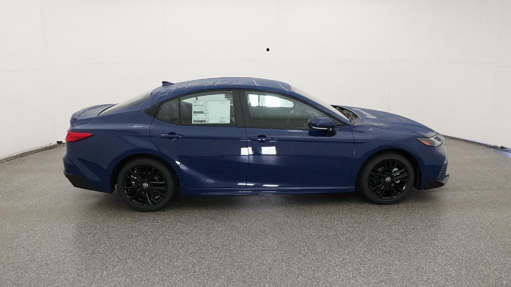 2025 Toyota Camry SE photo 25