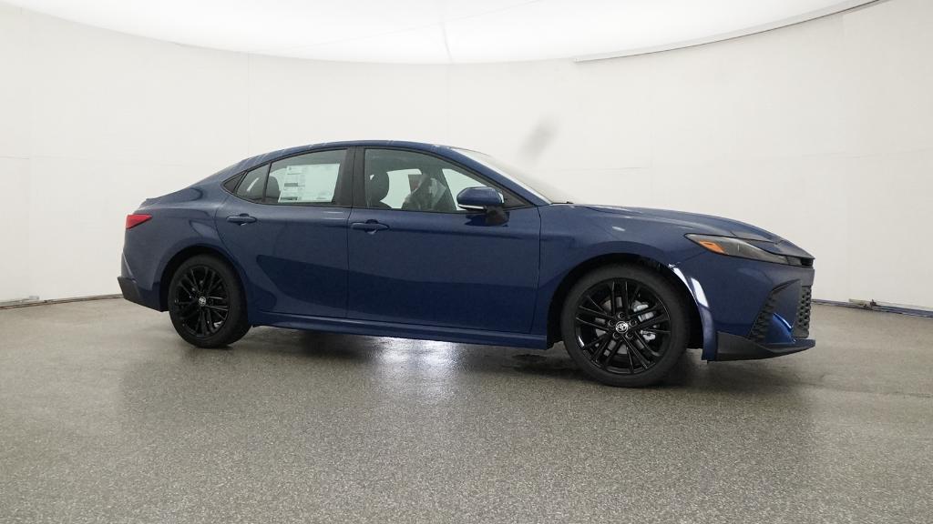 2025 Toyota Camry SE photo 28