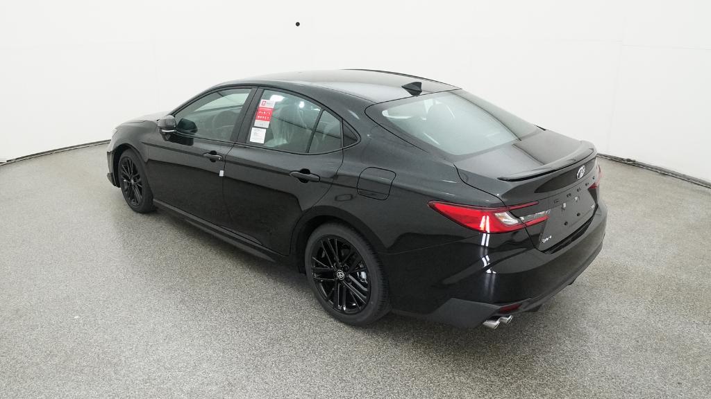 2025 Toyota Camry SE photo 10