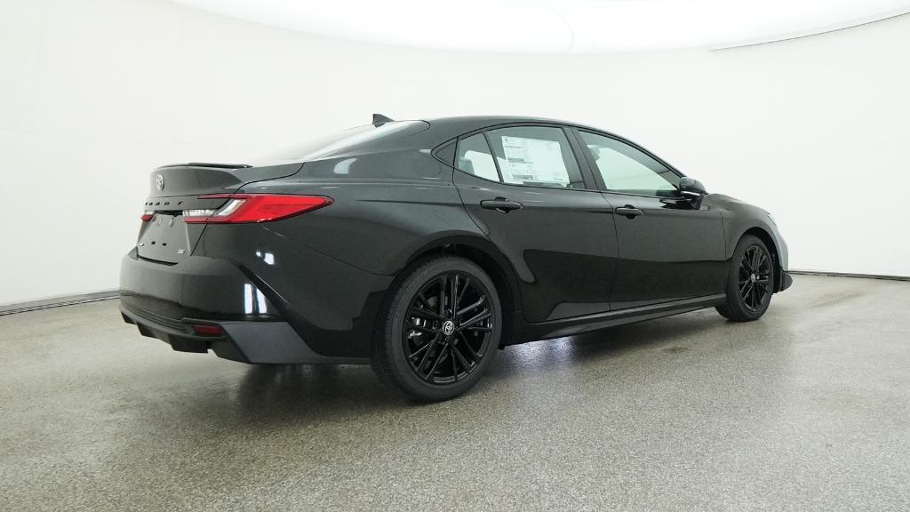 2025 Toyota Camry SE photo 18