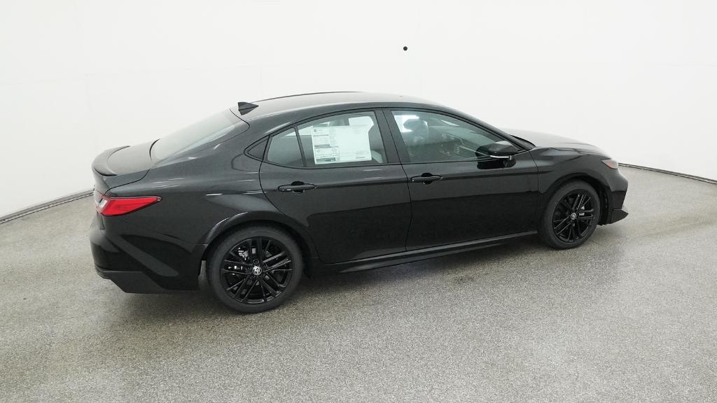 2025 Toyota Camry SE photo 21