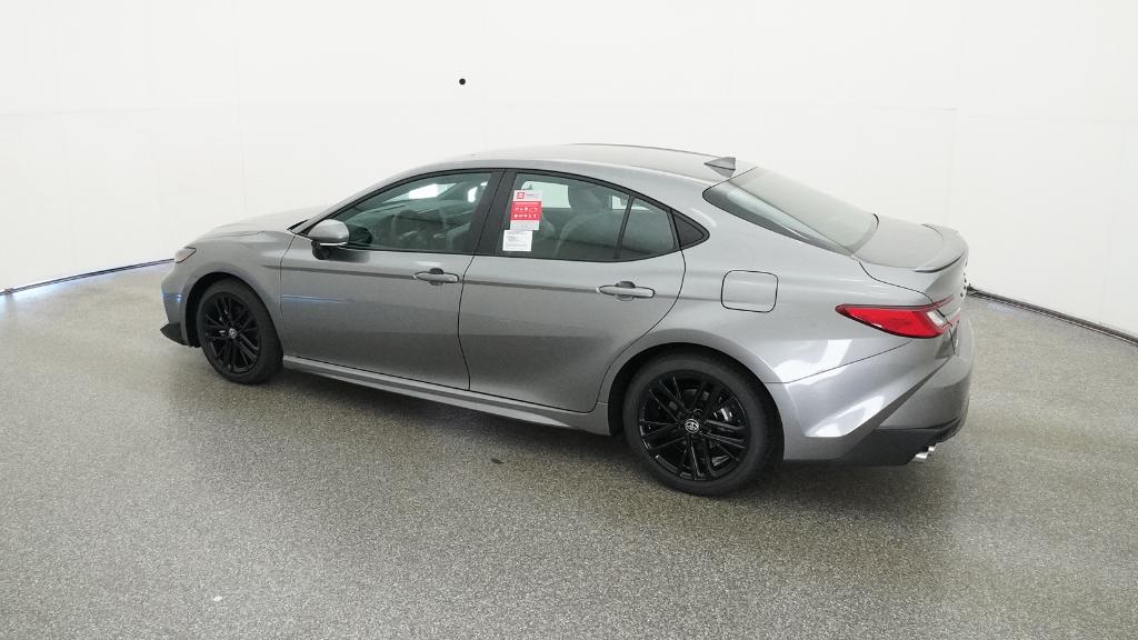 2025 Toyota Camry SE photo 11