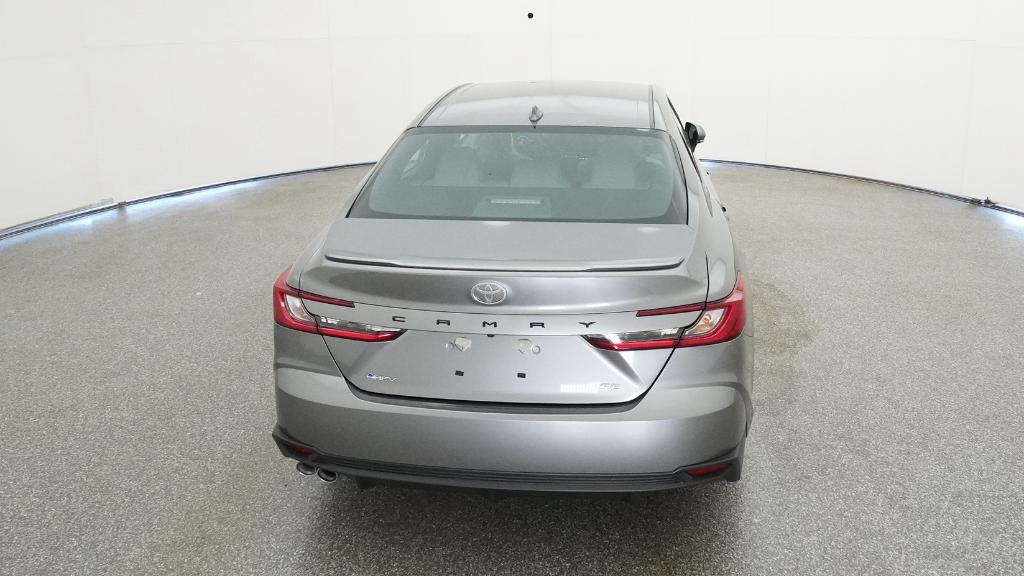 2025 Toyota Camry SE photo 18