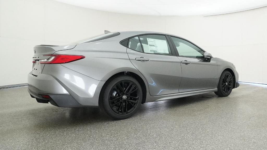 2025 Toyota Camry SE photo 21