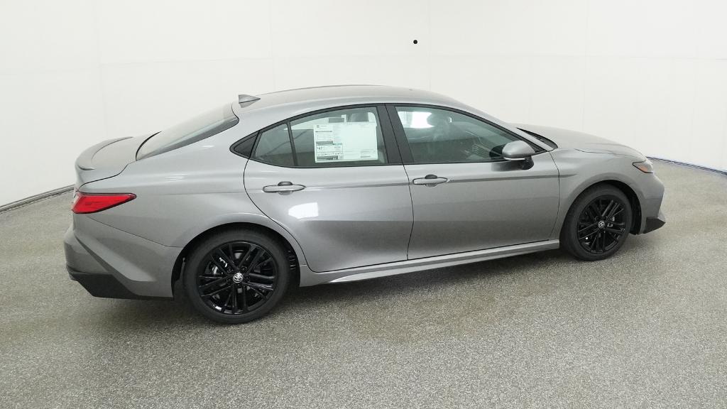 2025 Toyota Camry SE photo 24