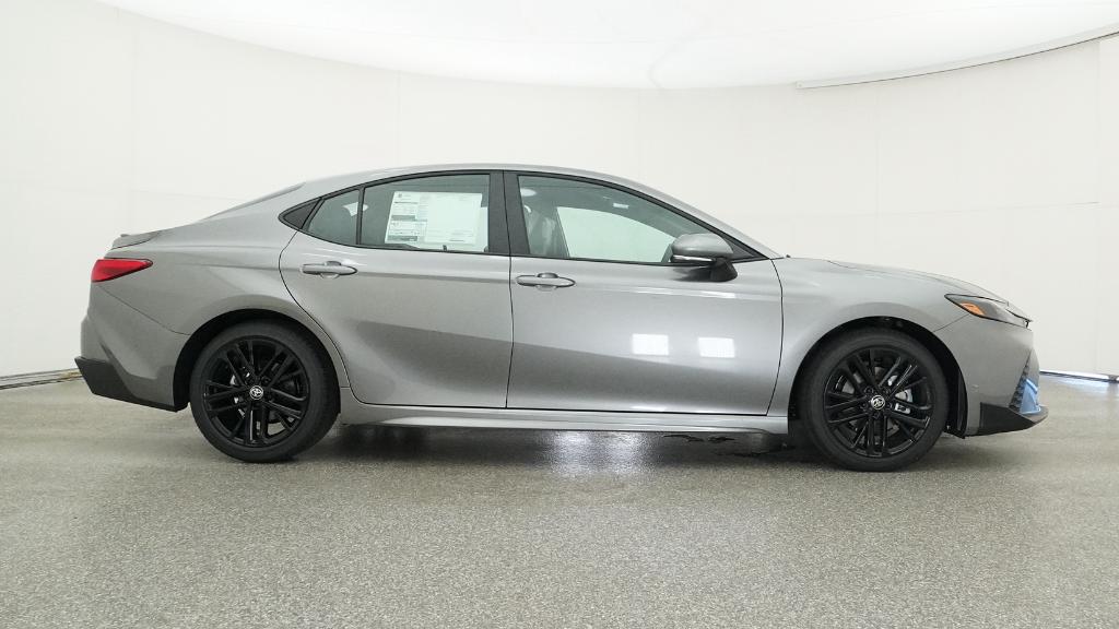 2025 Toyota Camry SE photo 26