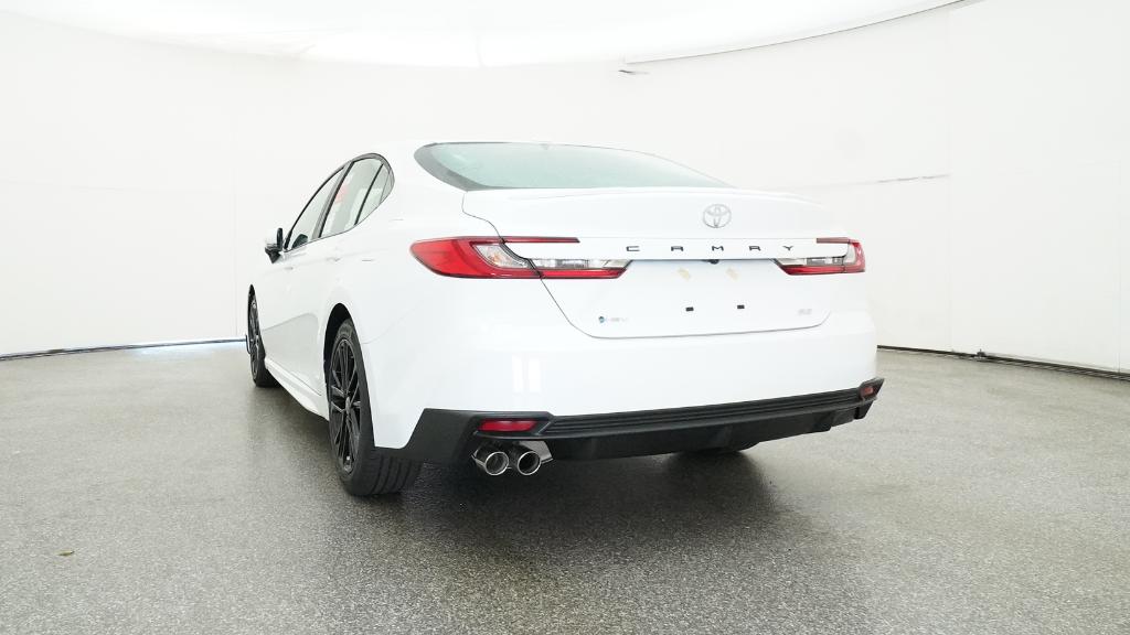 2025 Toyota Camry SE photo 10