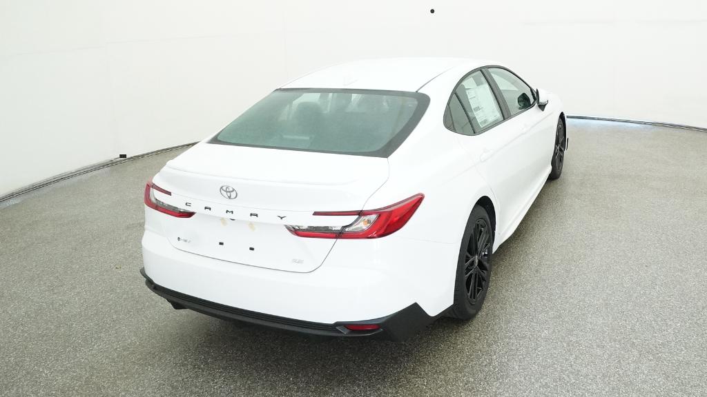 2025 Toyota Camry SE photo 14