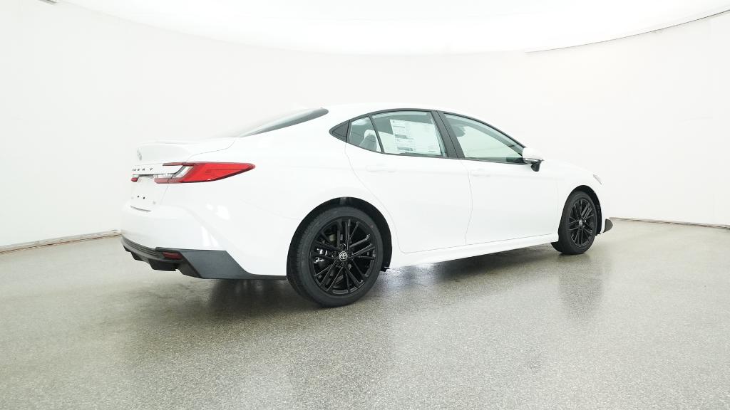 2026 Toyota Camry SE 4dr Car Slide 26