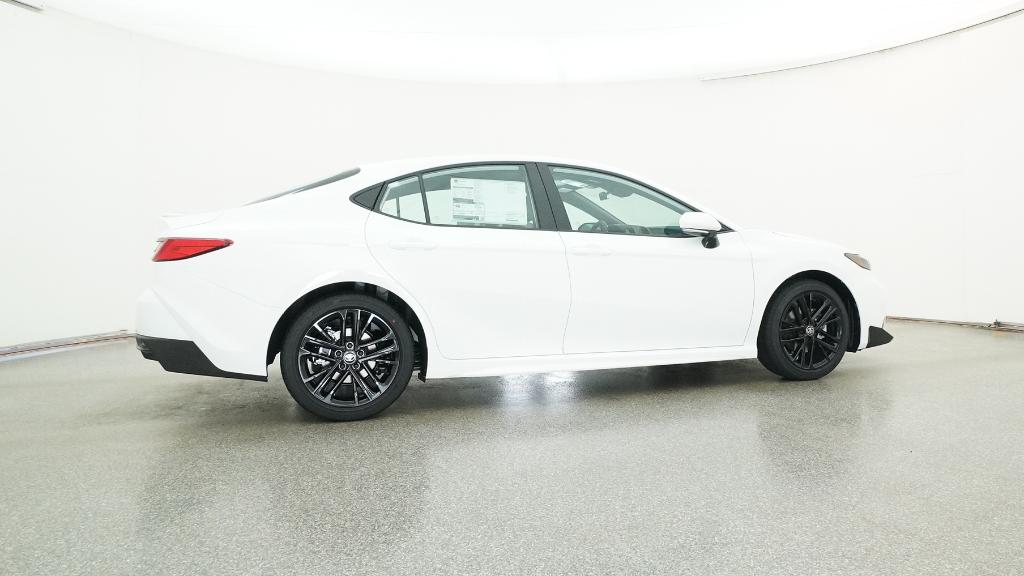 2026 Toyota Camry SE 4dr Car Slide 27