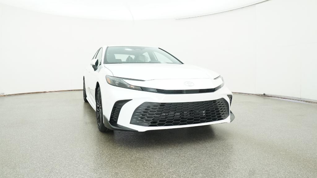 2026 Toyota Camry SE 4dr Car Slide 31