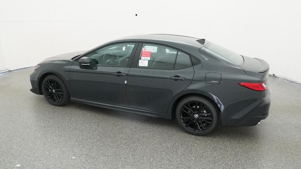 2026 Toyota Camry SE photo 12