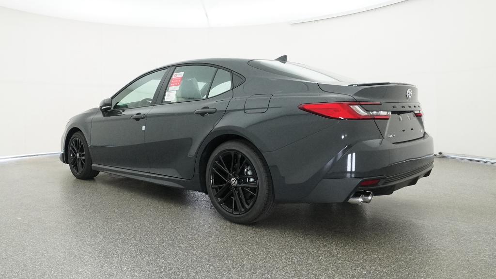 2026 Toyota Camry SE photo 13