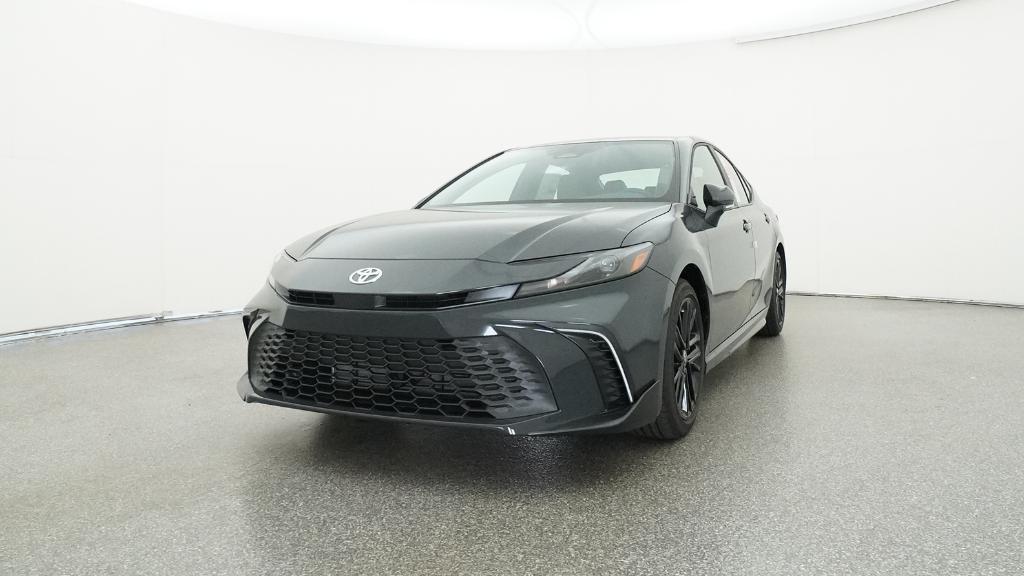 2026 Toyota Camry SE photo 5