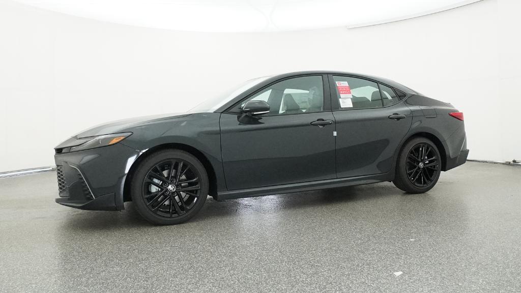 2026 Toyota Camry SE photo 7