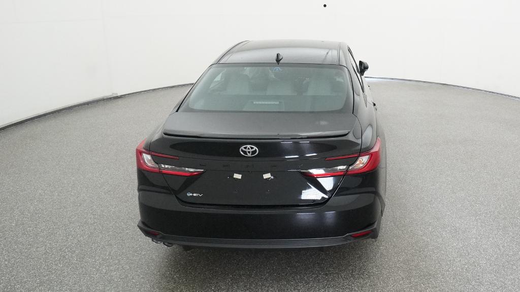2026 Toyota Camry SE photo 15