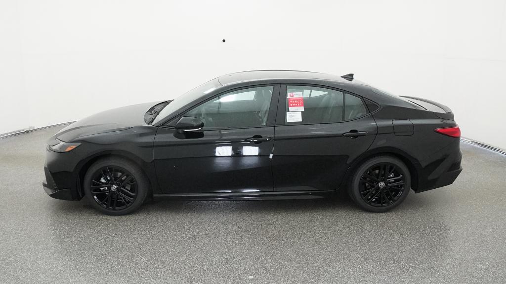 2026 Toyota Camry SE photo 6