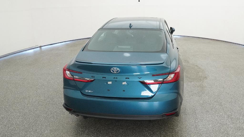 2026 Toyota Camry SE photo 18