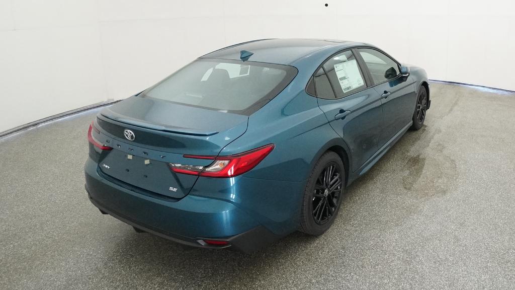 2026 Toyota Camry SE photo 19