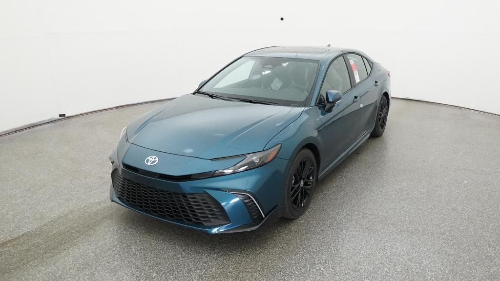 2026 Toyota Camry SE photo 5