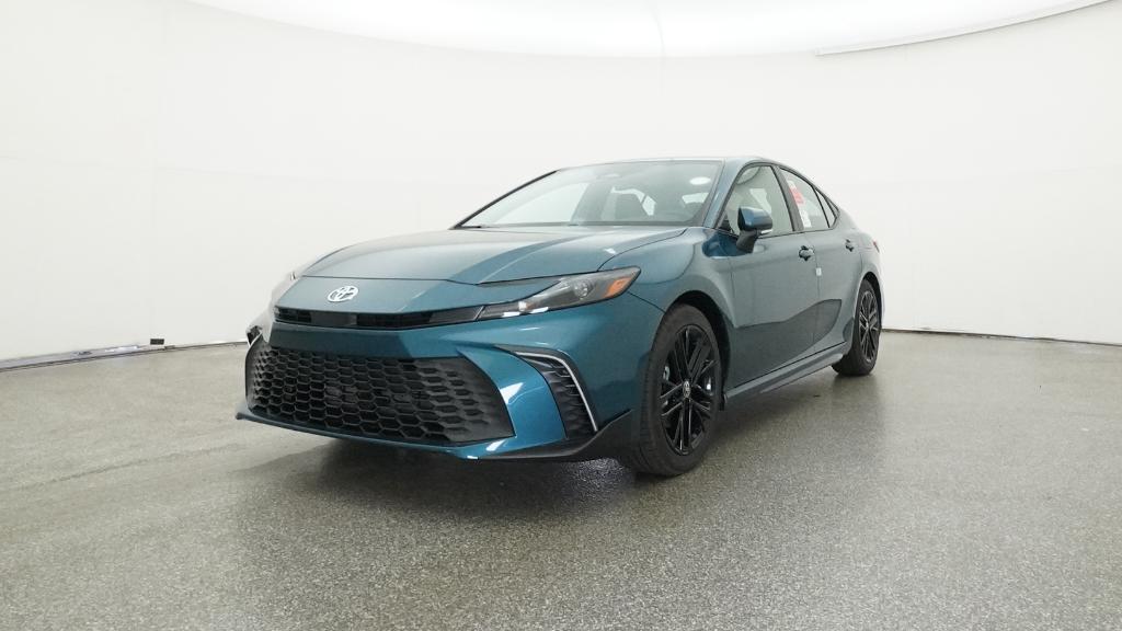 2026 Toyota Camry SE photo 4
