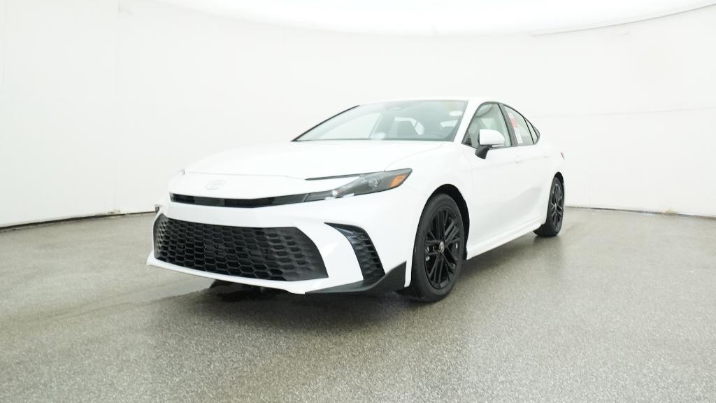 2026 Toyota Camry SE photo 4