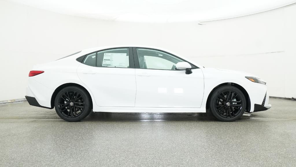 2026 Toyota Camry SE photo 26