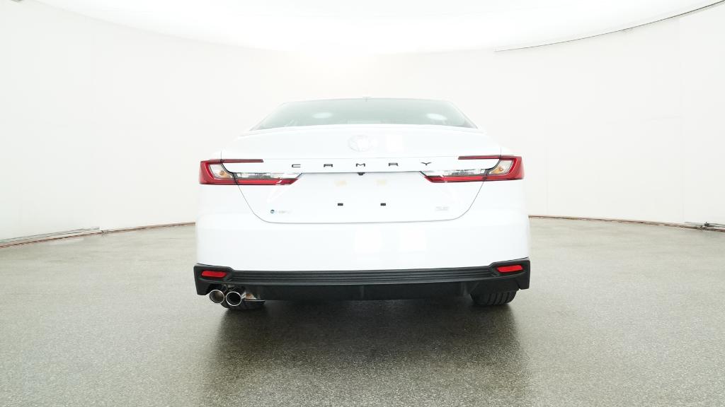 2026 Toyota Camry SE photo 3