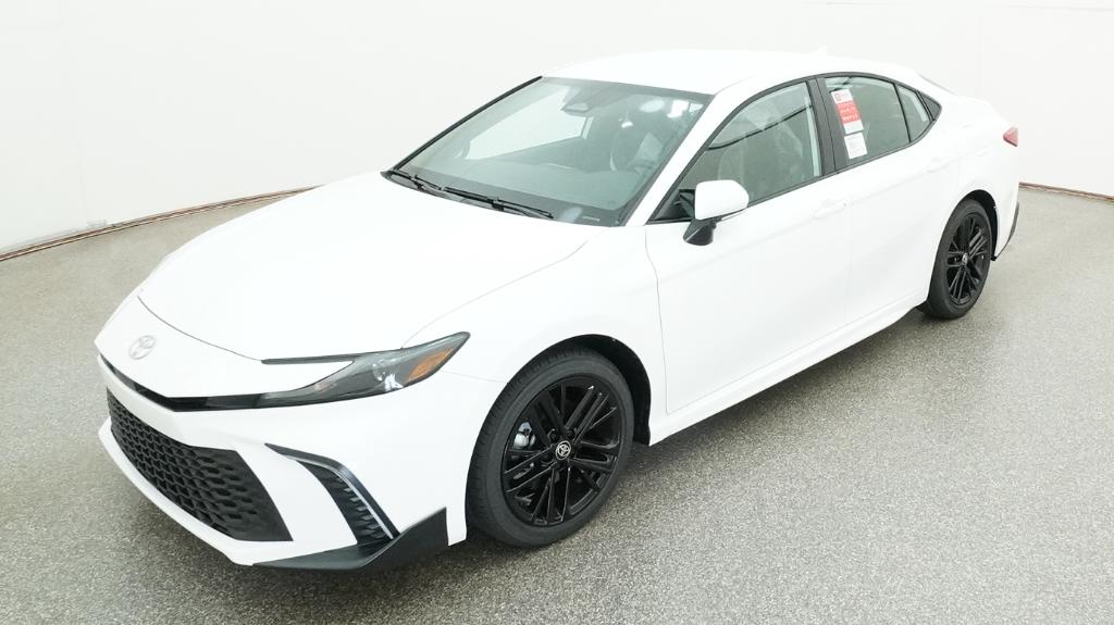 2026 Toyota Camry SE Hybrid's photo