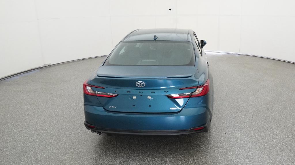 2026 Toyota Camry SE photo 18