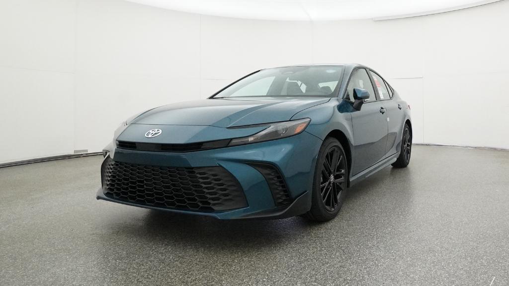 2026 Toyota Camry SE photo 4