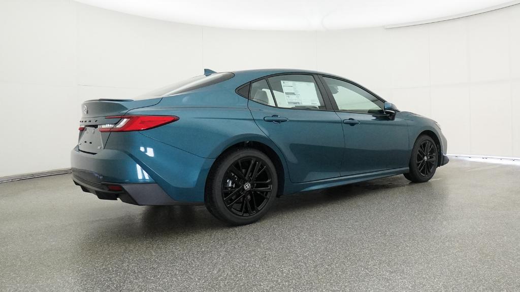 2026 Toyota Camry SE photo 21