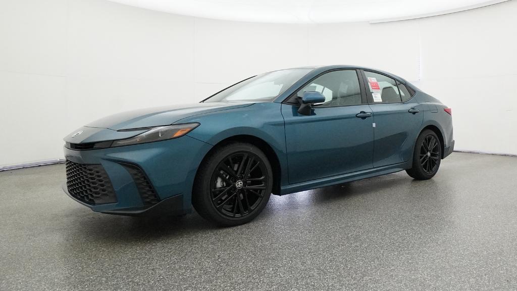 2026 Toyota Camry SE photo 6