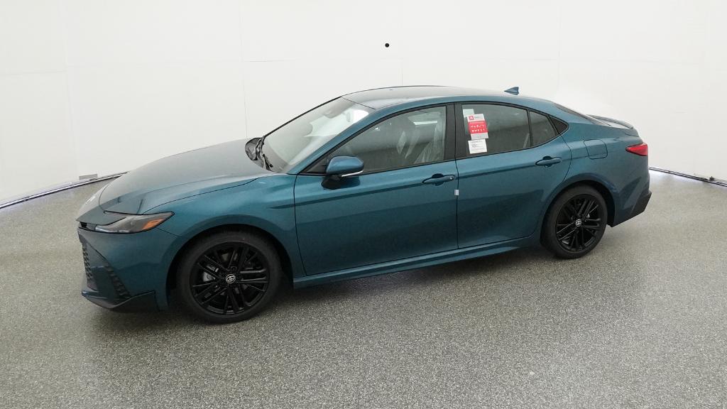 2026 Toyota Camry SE photo 7