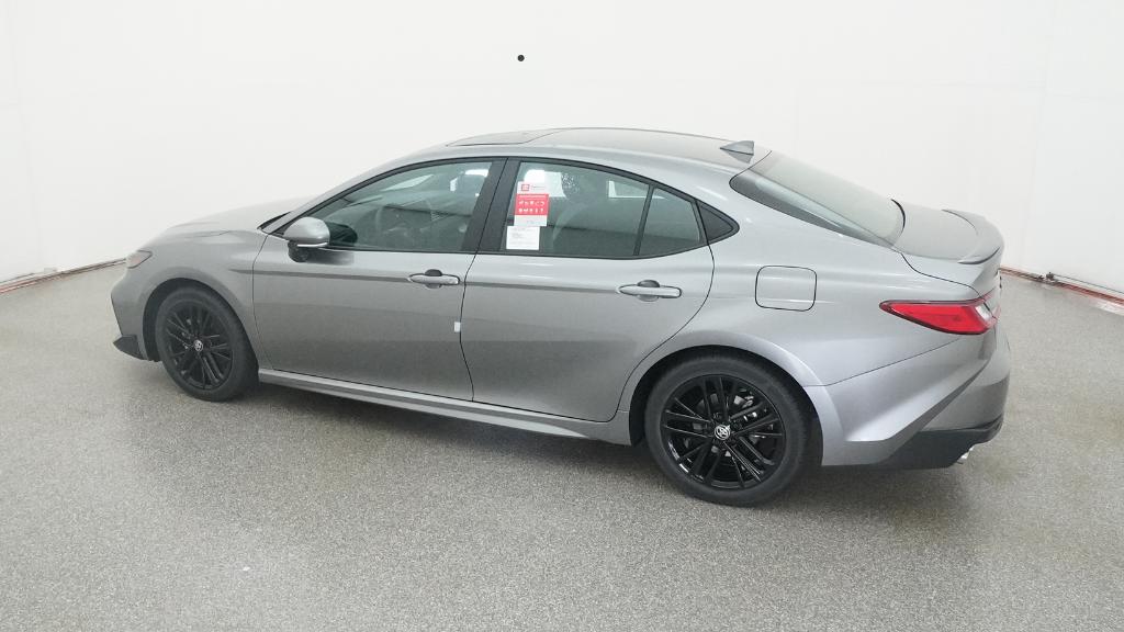 2026 Toyota Camry SE photo 10